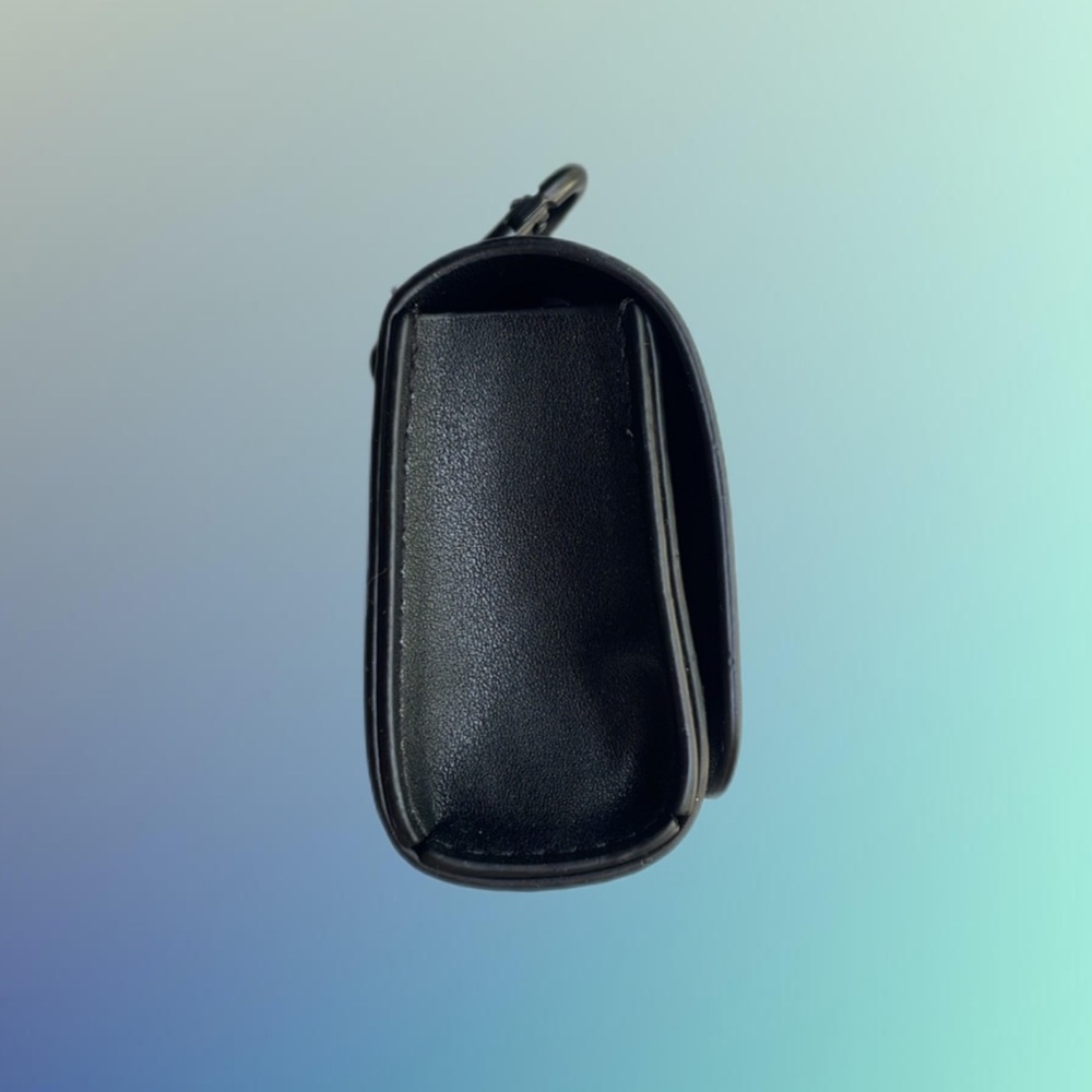 NOYZ Black Faux Leather Earbud Case NWT - Picture 3 of 4